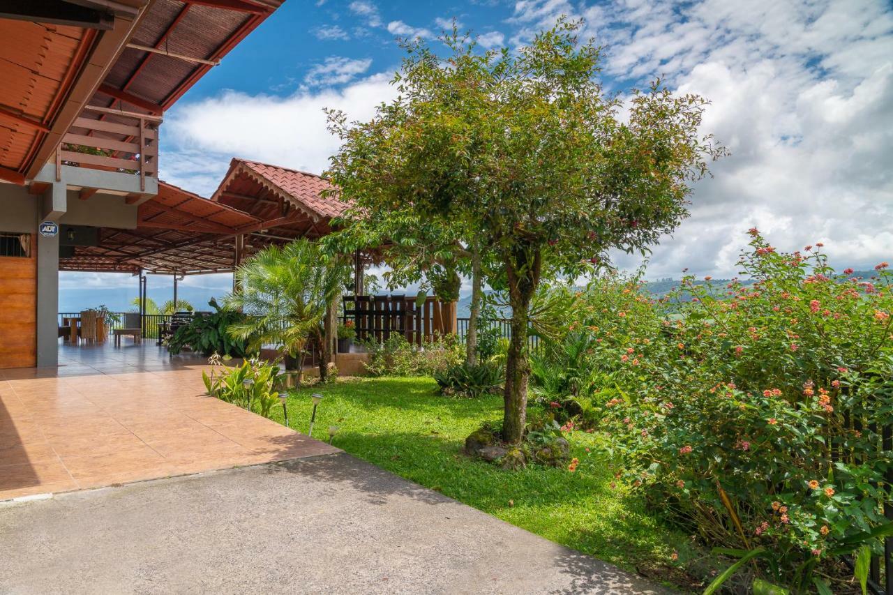 Ladera Hotel Turrialba Exterior foto