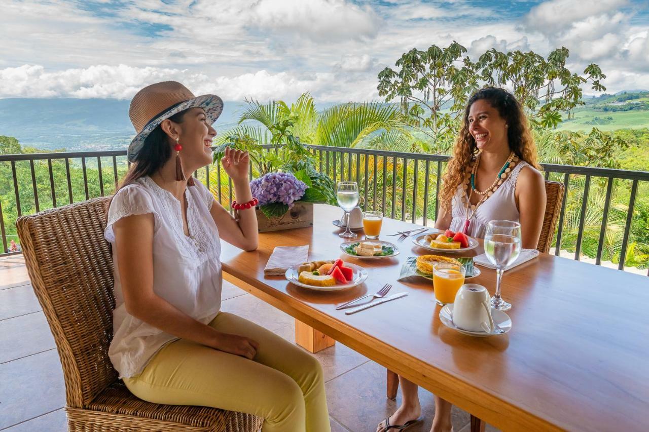 Ladera Hotel Turrialba Exterior foto