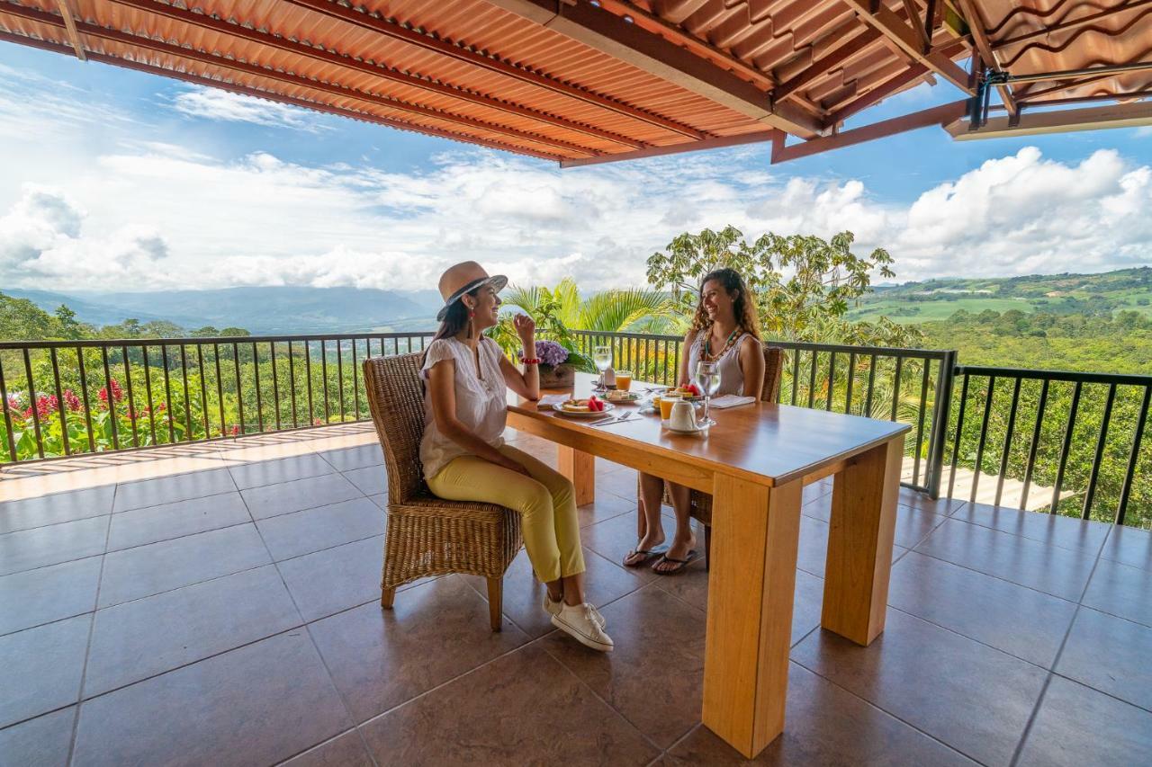 Ladera Hotel Turrialba Exterior foto