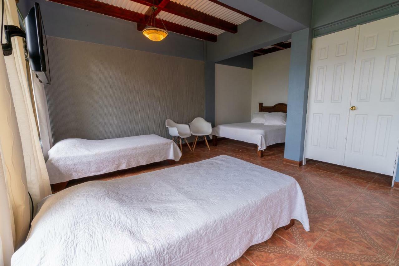 Ladera Hotel Turrialba Exterior foto
